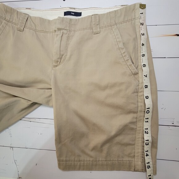 Gap khaki bermuda shorts flat front side stripe size 00 - Picture 12 of 16